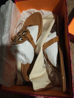 Tory burch sandals