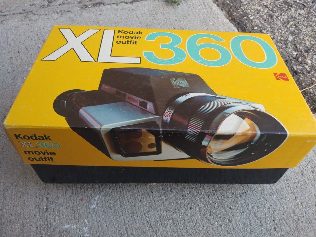 Kodak XL360 Movie Oufit
