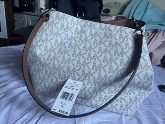 Brand New Michael Kors Purse Retail $398