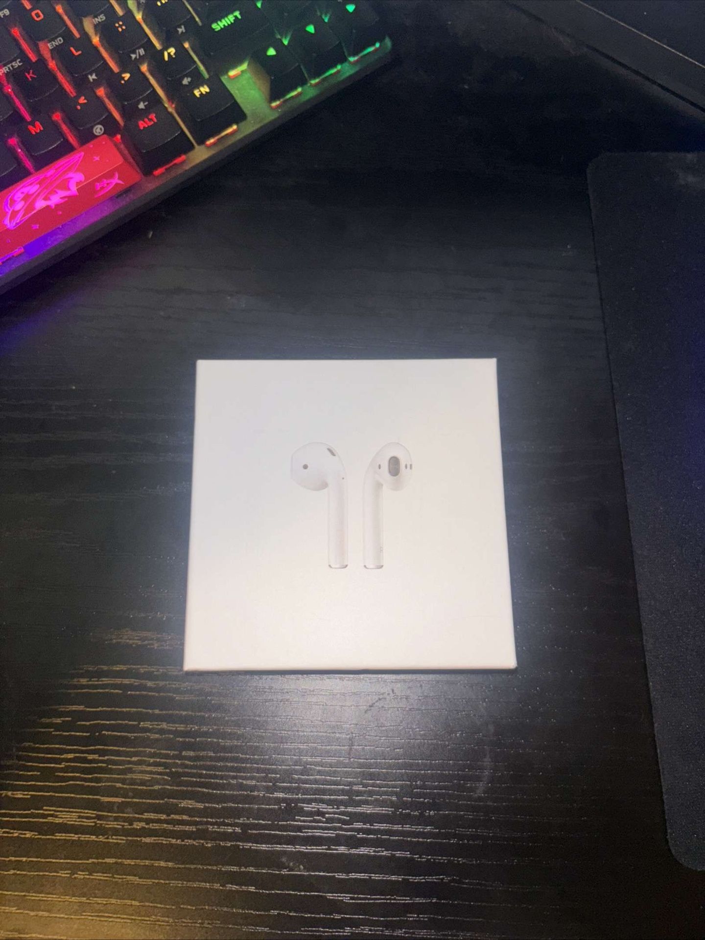 AirPods Gen 2