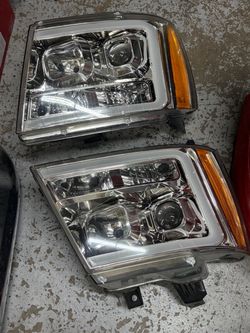 Tahoe headlights 07-2010