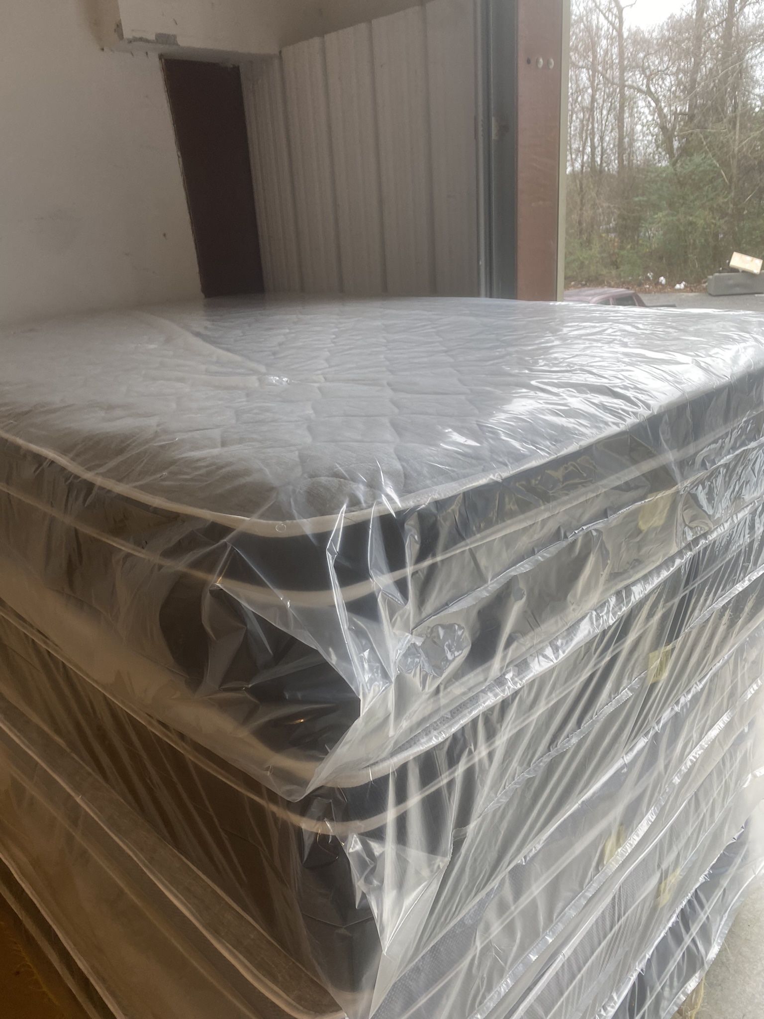 King Pillowtop Set New In Plastic Free Delivery In Atlanta