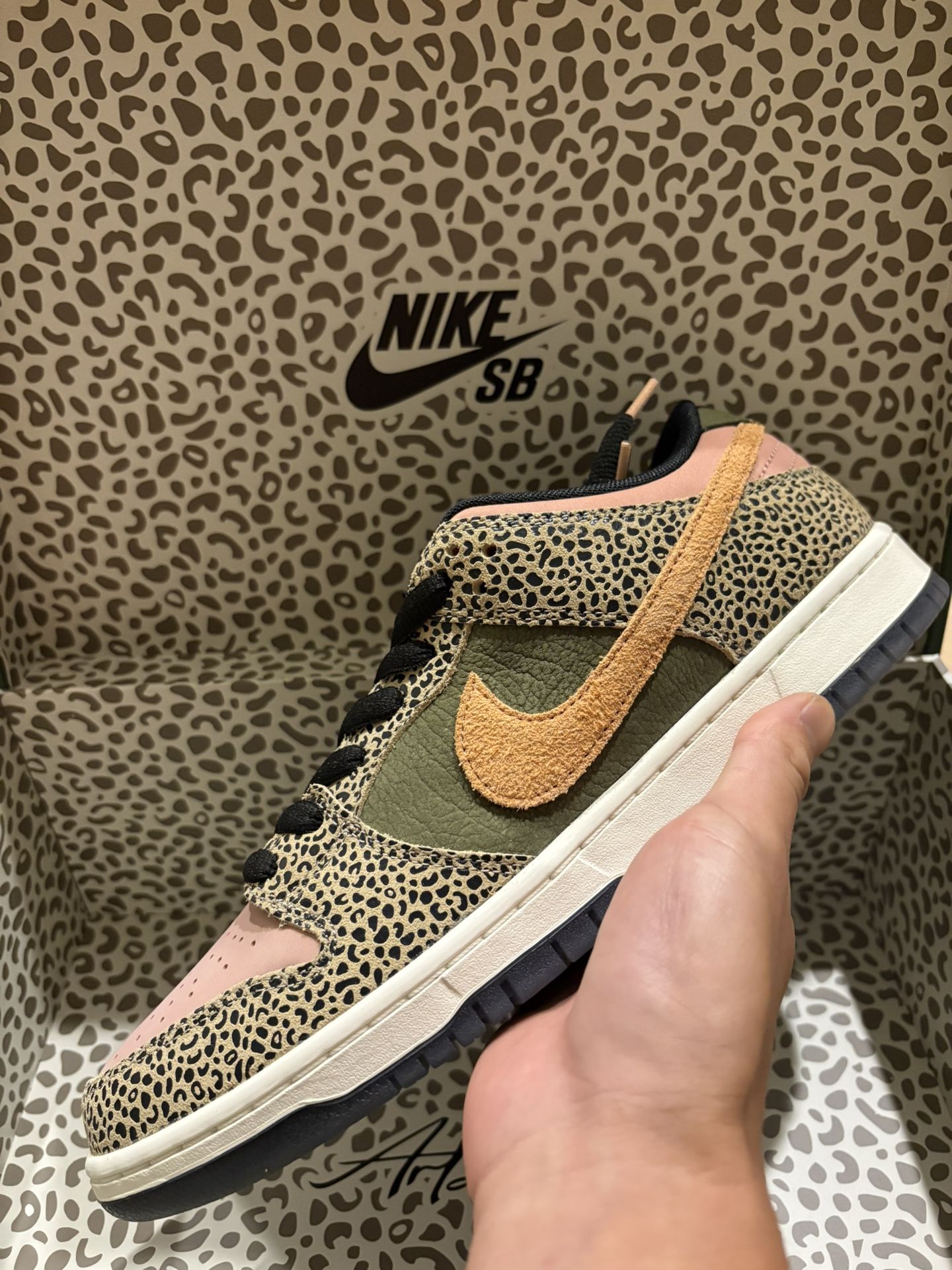 Nike SB ARTS REC DUNK W SPECIAL LIMITED EDITION BOX SZ 10.5