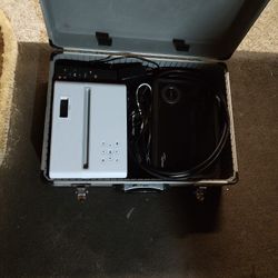 2 Projectors