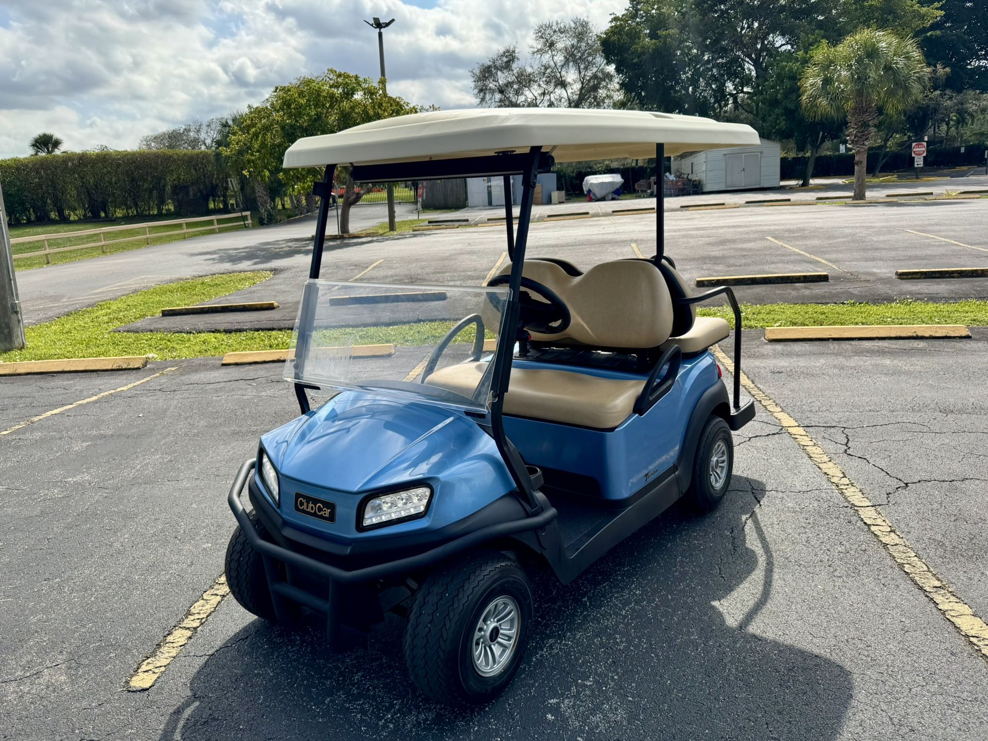 2024 Club Car Tempo 48 V Golf Cart 4 Passenger St. Ready Extended Roof
