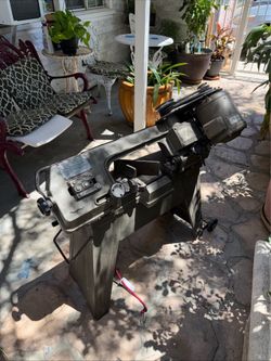 Metal cutting Band saw. Model. 817-1