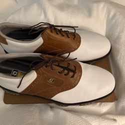 Luxury Saddle Bucks FJ Golf Shoes NEVER WORN!. These Are Timeless Classics For The Stylish Golfer!i