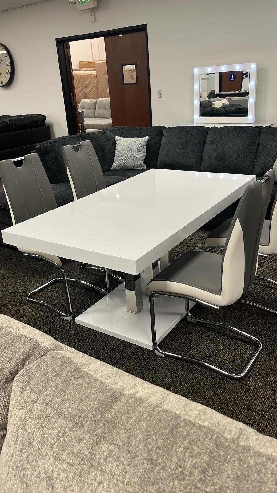 Long Island Dining Room Set In Stock Finance Available for Sale in