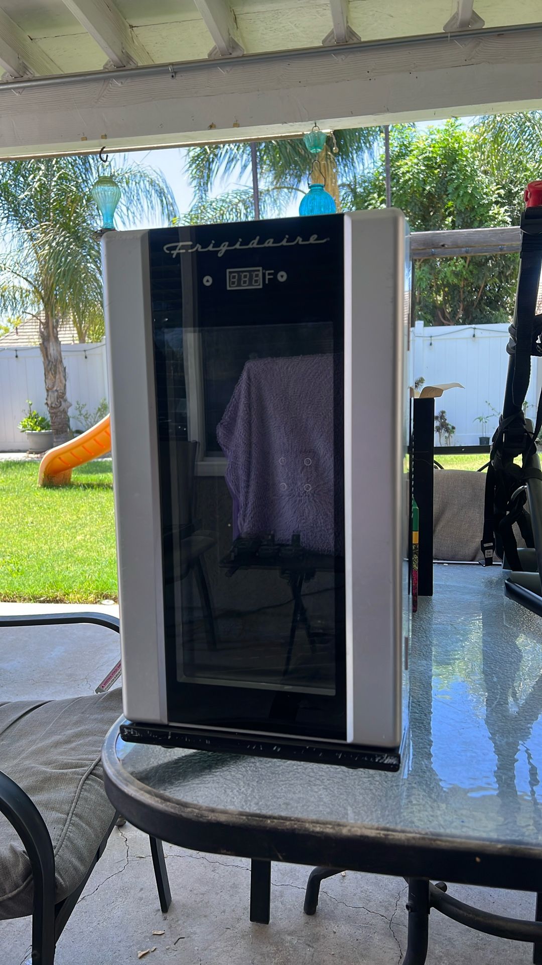Mini fridge