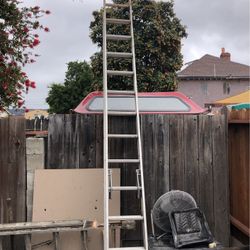 24’ extendion ladder 