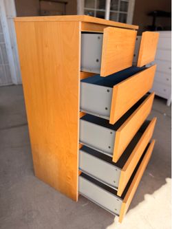 IKEA MALM 6-Drawer Dresser – Light Wood Finish