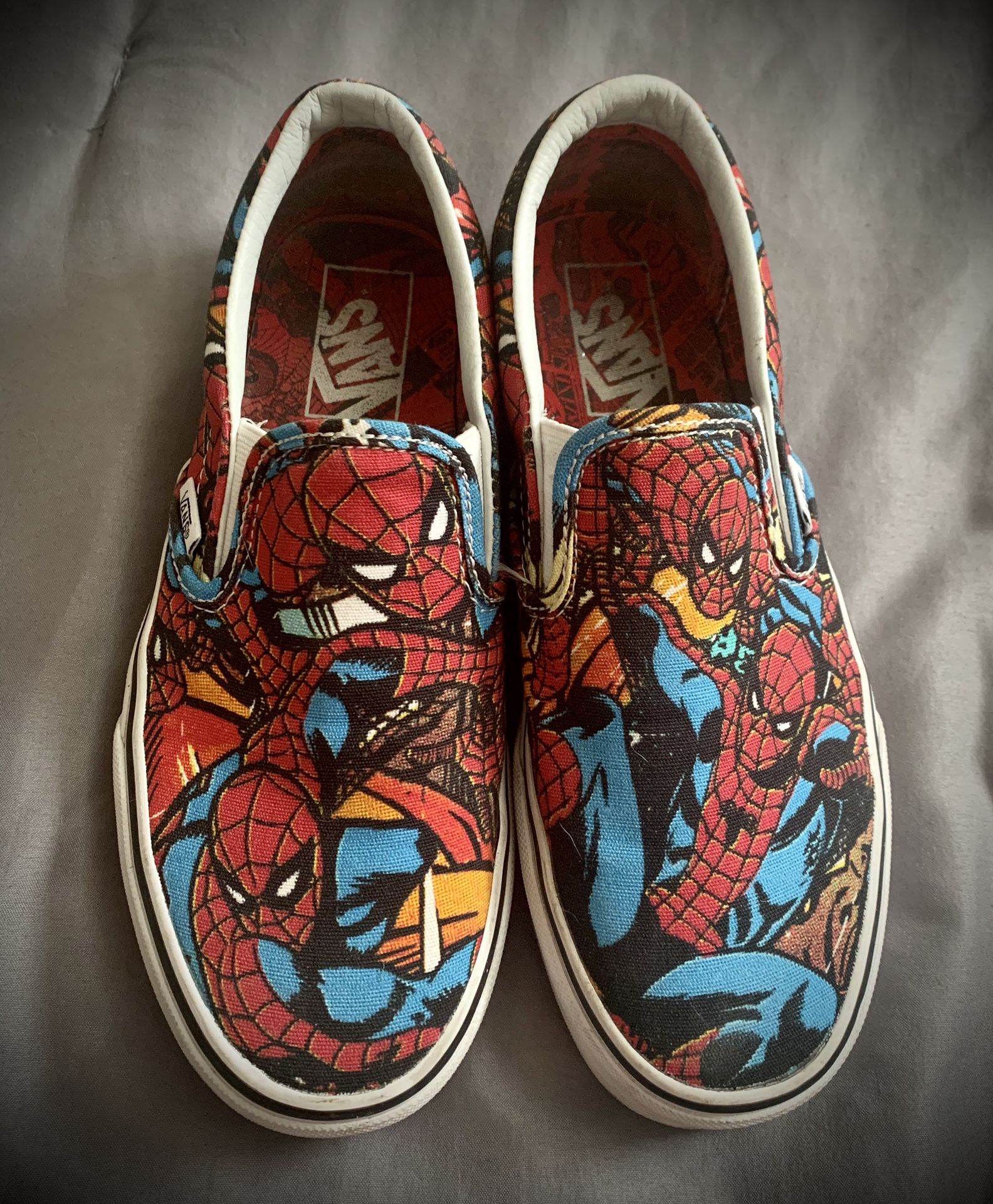 VANS limited edition SPIDERMAN