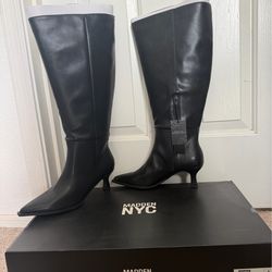 Black Kitten Boots
