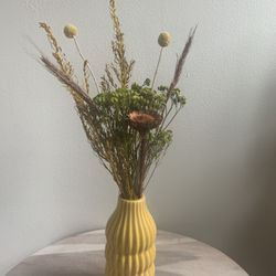 Dried Flower arrangement