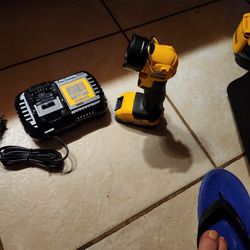 Dewalt Flash Light  Charger And Batery New 