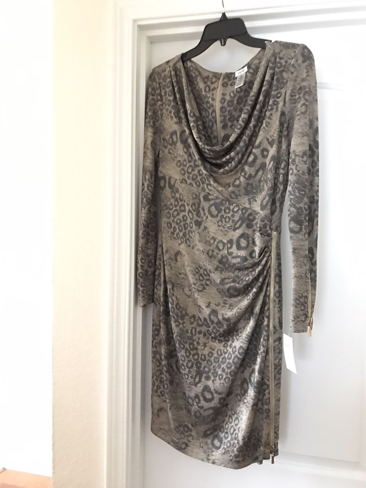 Cache dress