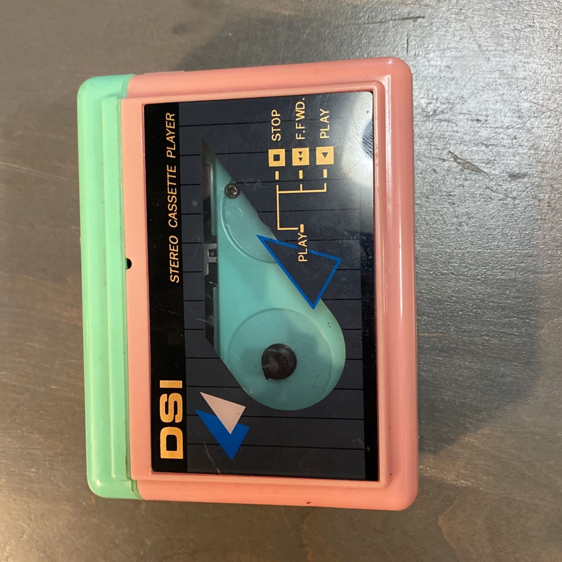 Vintage 80s/90s DSI Stereo Cassette Player Handheld Cassette - Pinterest Apr 6, 2017 - Super cute pink and mint green cassette player. 