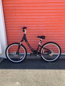 Women's Comfort Bike - Black - Like New