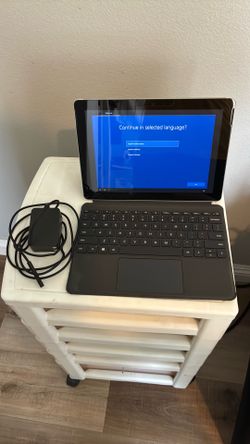 Microsoft Surface Go 128GB SSD 4GB RAM with Charger – Factory Reset! Great Condition