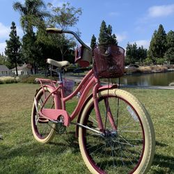 New Beautiful Pink 🌸 Beach Cruiser Petite Ladies Women’s Girls Bike Bicycle