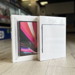 MacBook Air M2 Chip & MacBook Pro M2 Chip Available (Take It Home In Payment/ llévatelo a casa en pagos) 