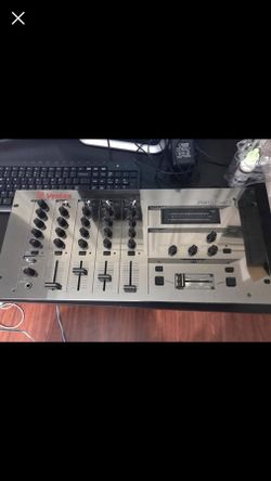 Vestax pmc 15 mk2 19 inch mixer for Sale in Queens, NY - OfferUp