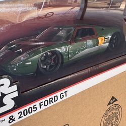 Star Wars boba Feet and 20205 ford GT