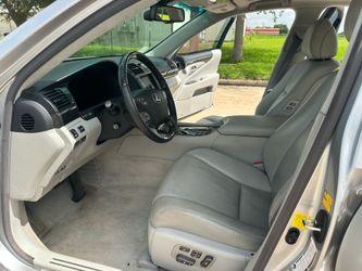 2011 Lexus LS 460