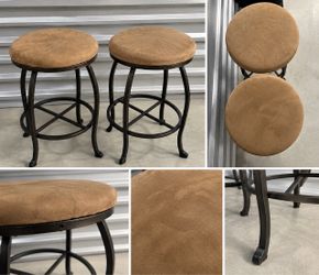 Set of 2 Swivel Bar Stools