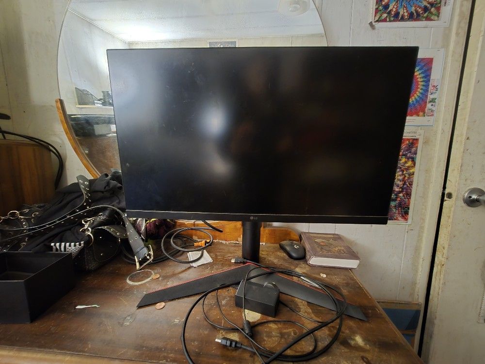 LG 28-32Inch Monitor