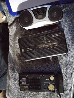 Mini boombox/ cassette recorder/ nippon am fm radio