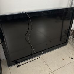 LG TV-Selling As Is-to Best Offer