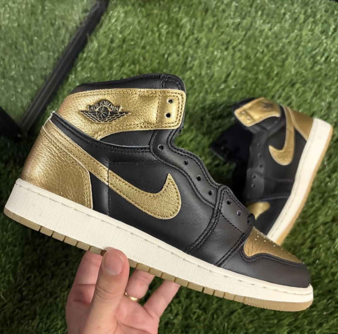 Air Jordan 1 High OG Size 11 Men’s 