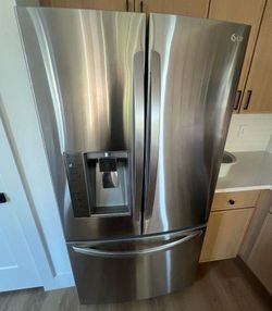 LG SIDE BY SIDE REFRIGERATOR STAINLESS STEEL