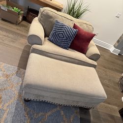 Oversized Couch Chair with Ottoman