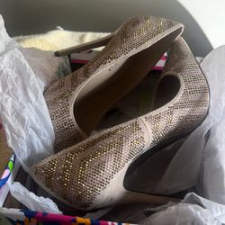 Style Debeer Nude Size 9 Heel