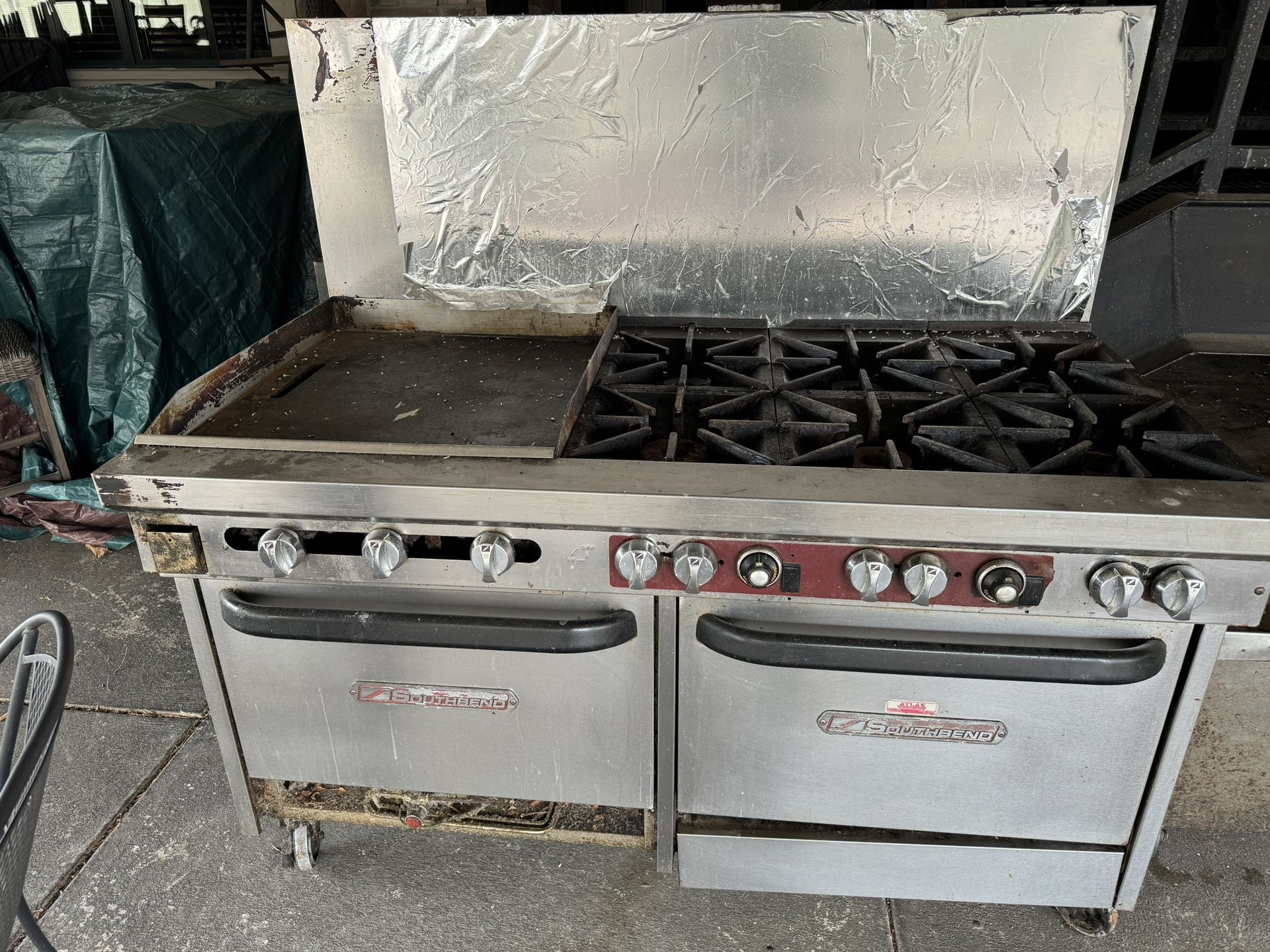 South Bend Commercial Range With Ovens And Flat Top