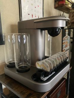 Bartesian cocktail maker
