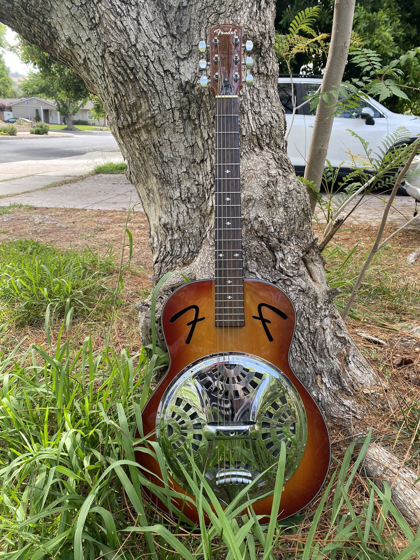 Fender FR-50 Sunburst Resonator 2010’s