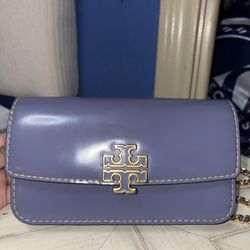 Tory Burch Chain Wallet w/wrislet