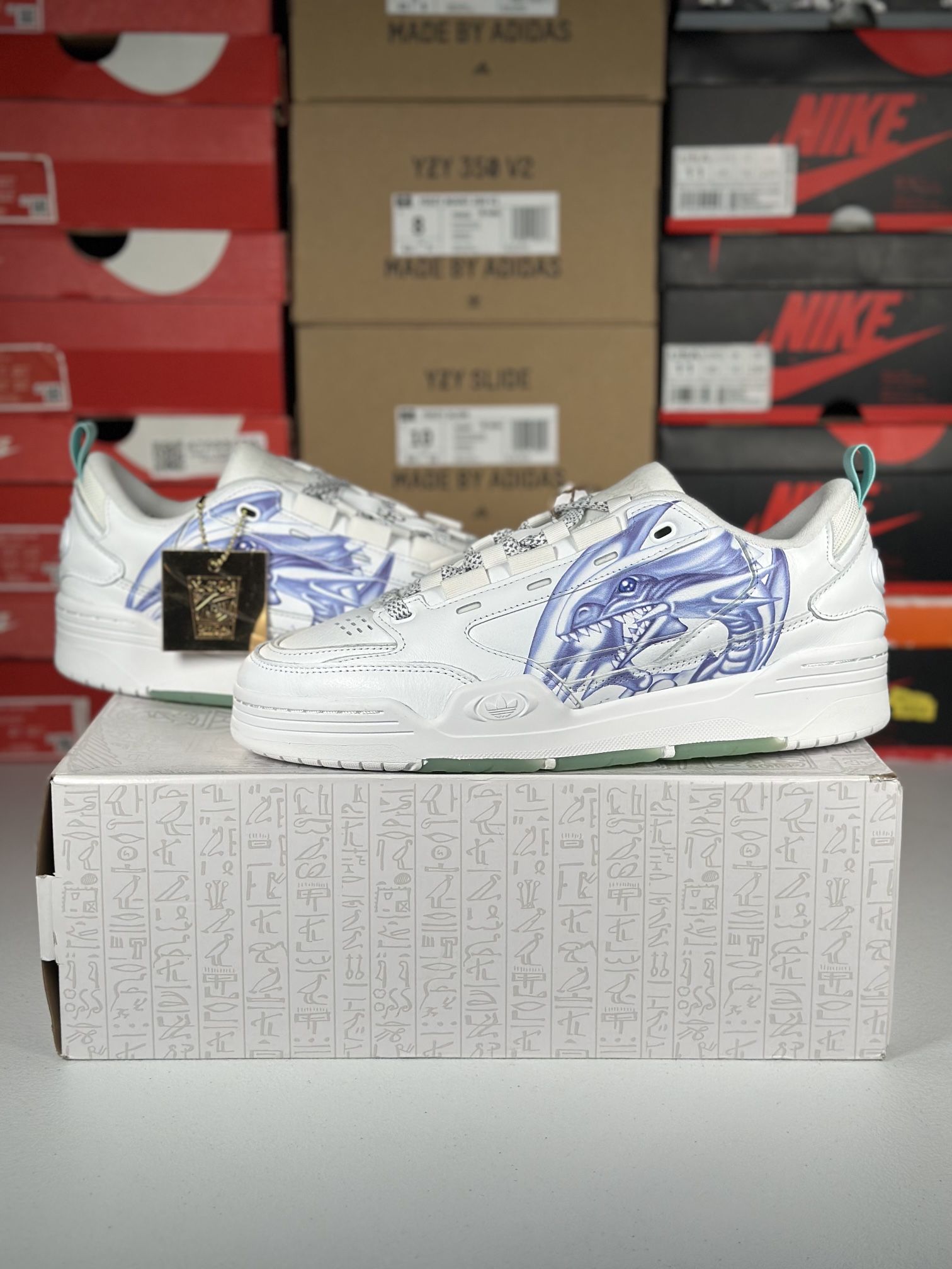 Size 10M Yu Gi Oh! x Adidas ADI2000 ‘Blue Eyes White...