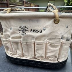 Klein 41-pocket Canvas Lineman’s Oval Bucket
