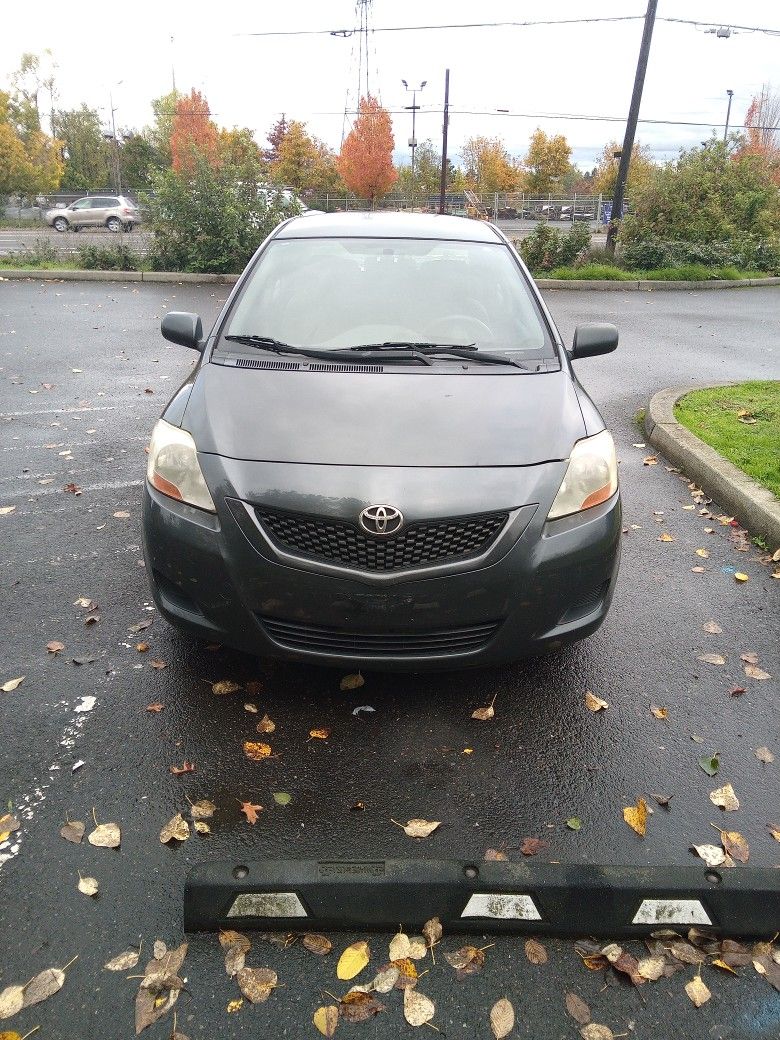 2009 Toyota Yaris