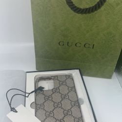 Authentic Gucci GG Supreme Canvas iPhone 12 Pro Max Case – Brand New