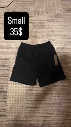 Black essentials shorts size small