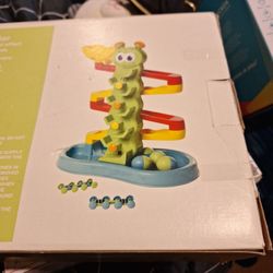 New 29x17x9  Circo  Drop And Slide  Catepilar