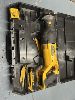 DeWalt reciprocating saw