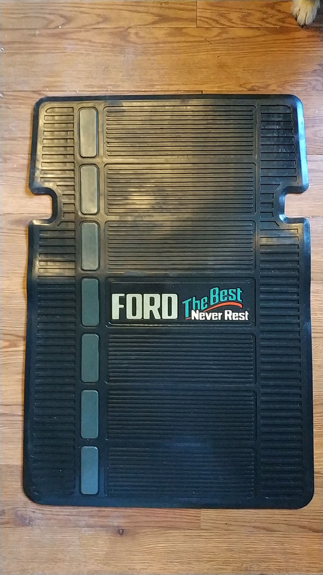 AUTHENTIC VINTAGE FORD "The Best Never Rests" 4-color Rubber Floor Mats (Easy Contact Free Pickup)