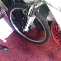 Bicycle Size 26,,Clarence Now New Price 