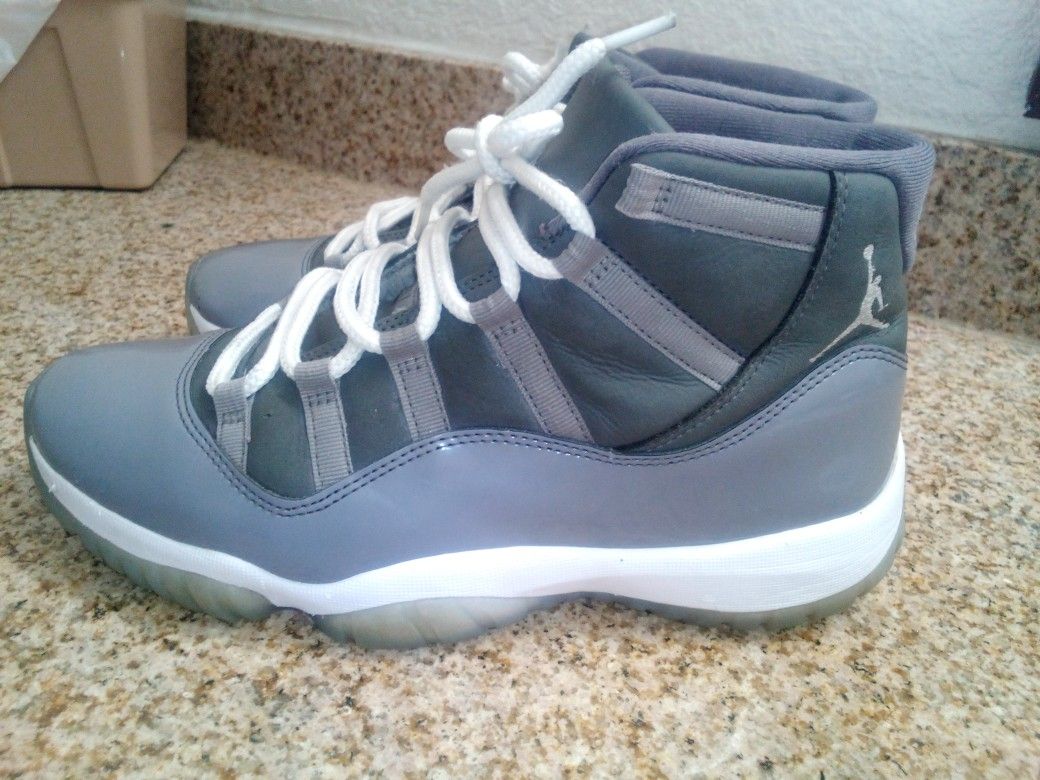 Jordan 11s